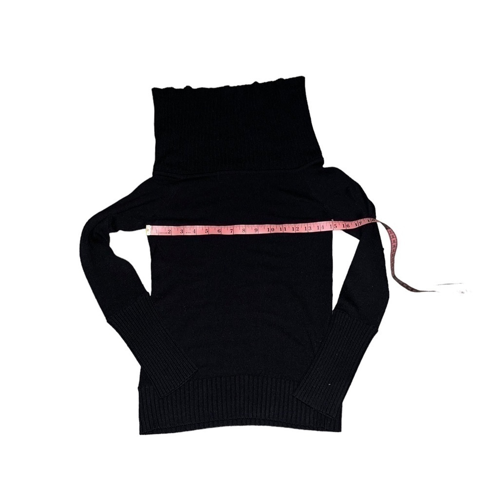 BCBGMAXAZRIA Woman’s Off Shoulder Sweater - Picture 5 of 7